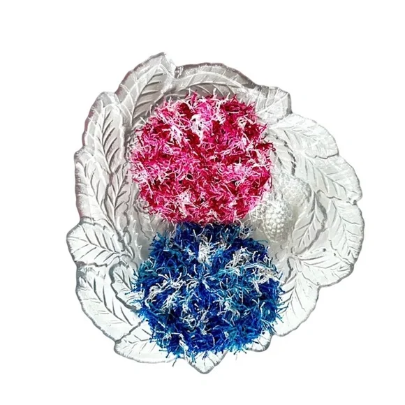 Hand Crafted Colorful Scrubbing Kitchen or Spa Pads Reusable Crocheted Polyester - Picture 6 of 11